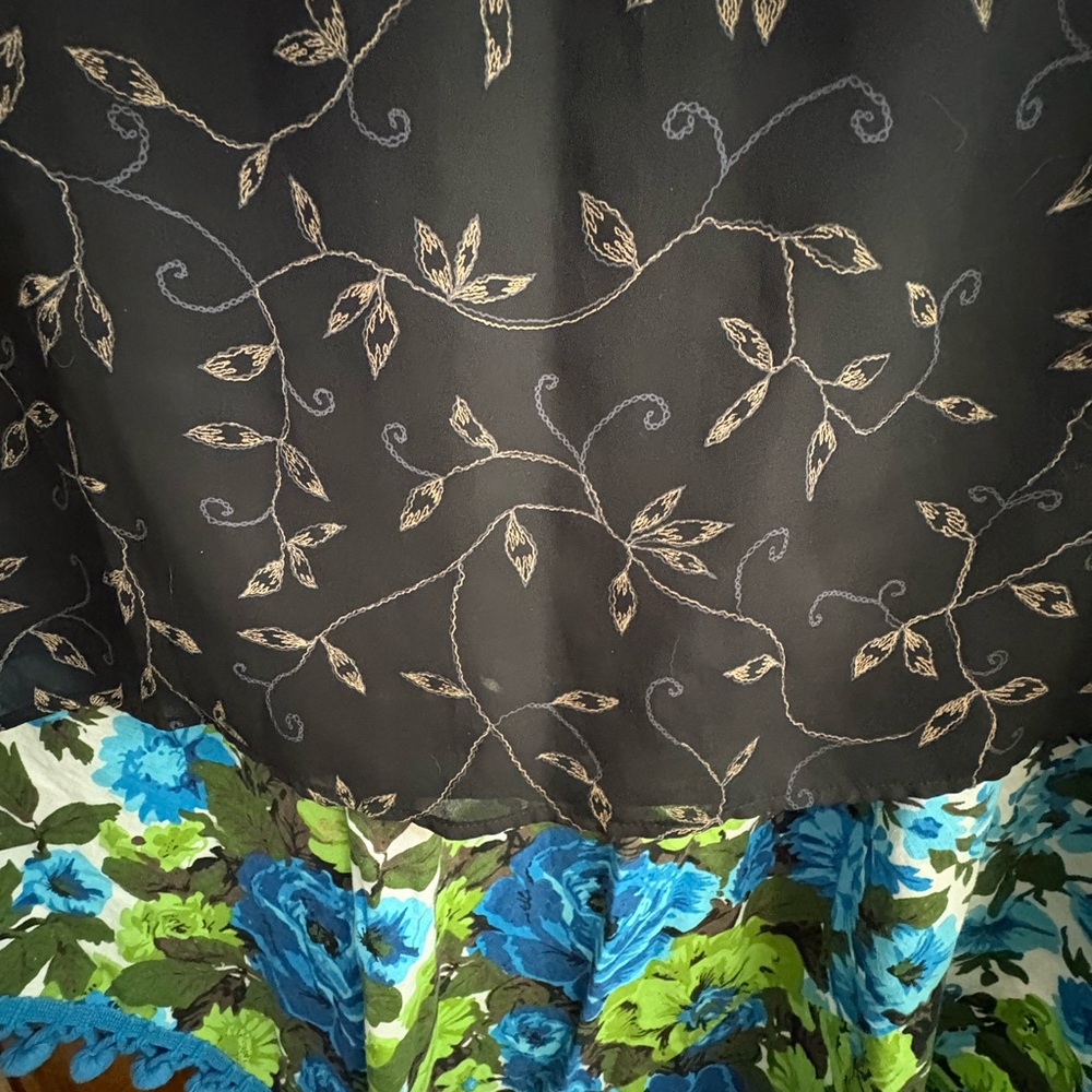 Whimsygoth midi black 90s skirt - Picture 5 of 7